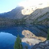 Die Alaudin Seen waren am schönsten am morgen beim ruhigen Wasser. Sie liegen auf einer Meereshöhe von etwa 2.700 m.
